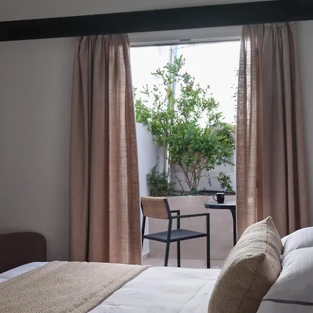 Loizos Stylish Residences 3*