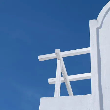 Aparthotel Loizos Stylish Residences 3*