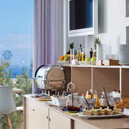 Loizos Stylish Residences Fira (Santorini)